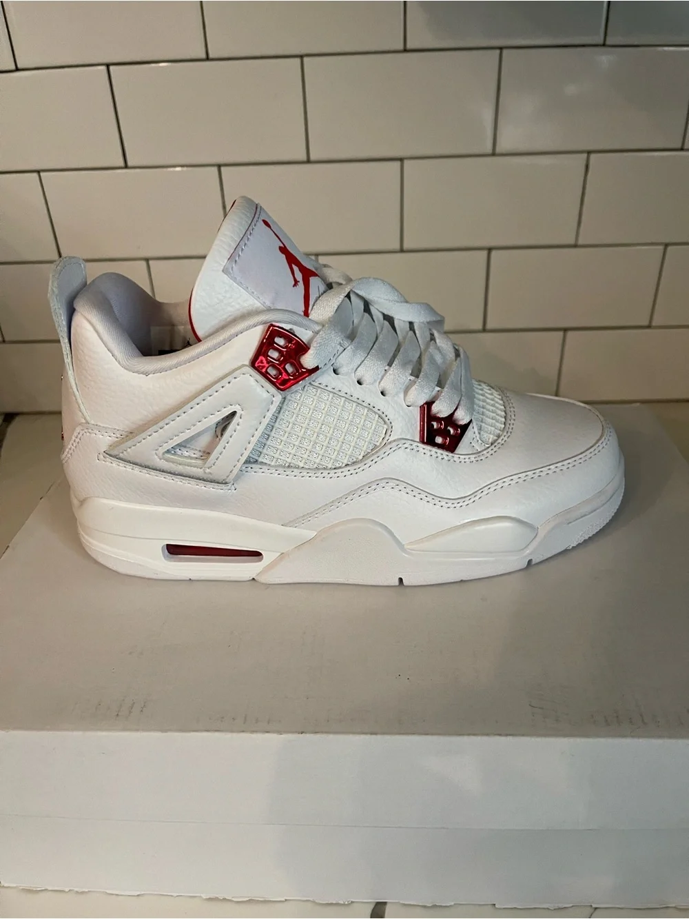 Mens Retro 4 Red Metallic Size 5.5.